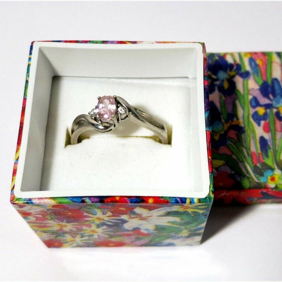 925 Sterling Silver Ring w/ Pink Garnet & White Cubic Zirconia - Picture 4 of 10